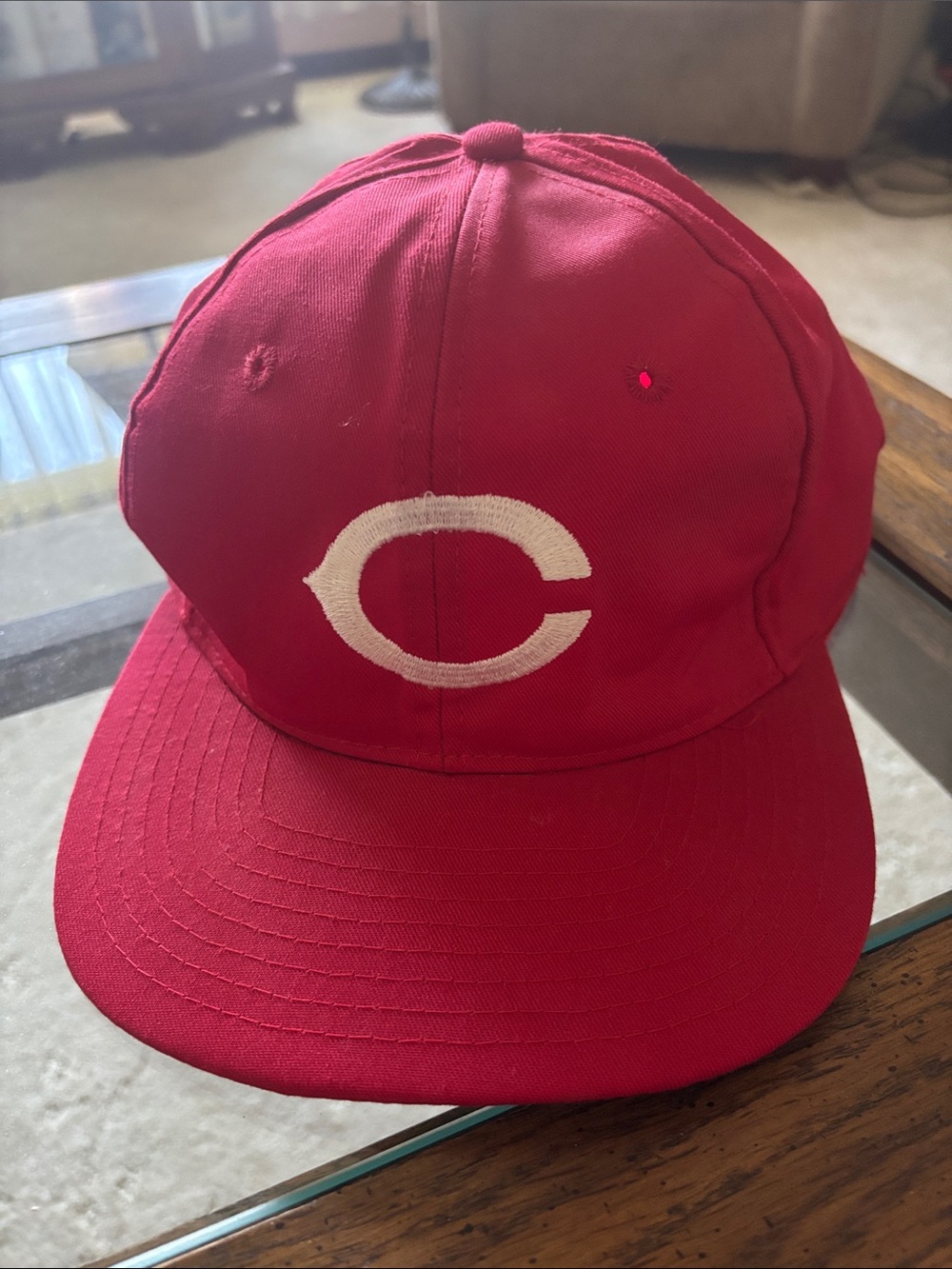 VINTAGE Cincinnati Reds Snapback Hat - Like New "Wishbone C" MLB Cap